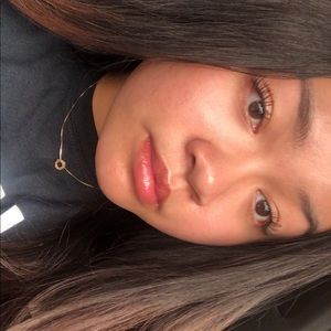 Meet your Posher, Leana
